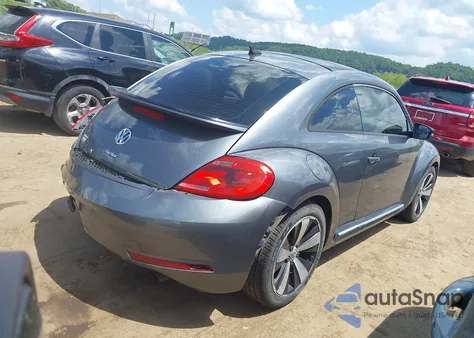 2013 Volkswagen Beetle 2.0T Turbo из США, поврежденный, VIN 3VWVS7AT5DM683735